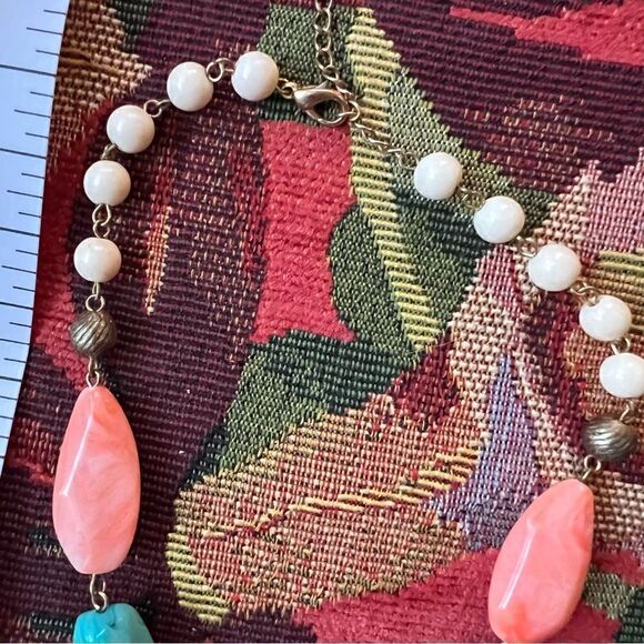 Vintage Faux Coral & Turquoise Statement Necklace - Picture 5 of 6